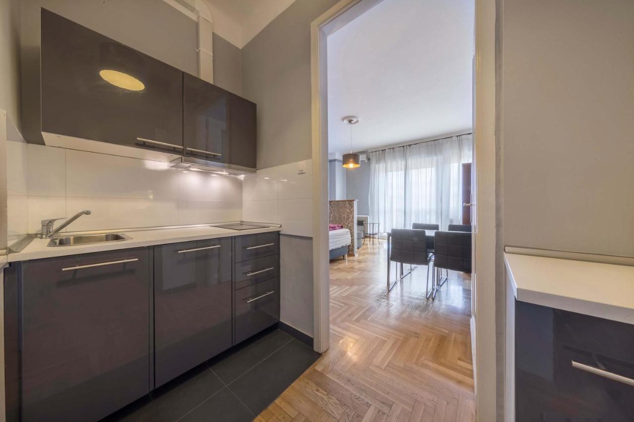 Astoria Balcony Apartment Budapest Exteriör bild